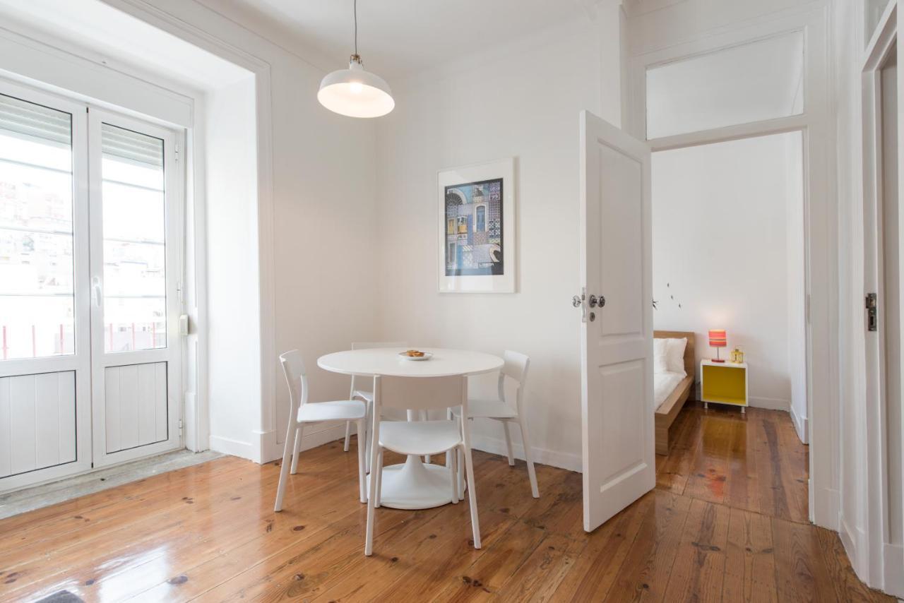 Cozy Apartment With Castel View Lisabona Exterior foto